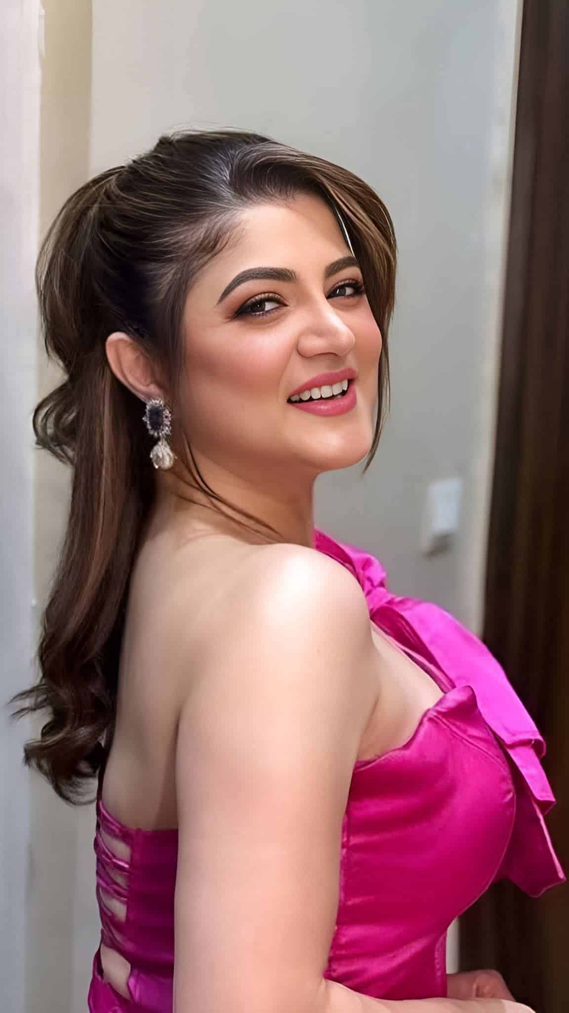 Verified call girls, escorts & night girls in Pakistan — profile photo