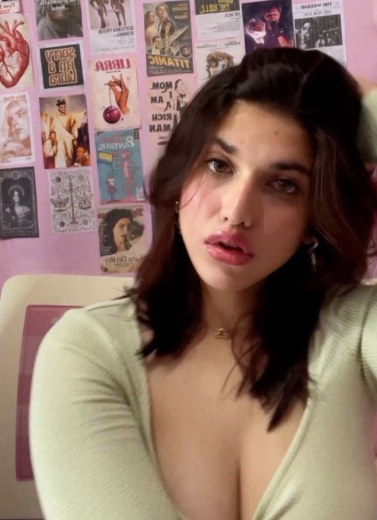 Verified call girls, escorts & night girls in Pakistan — profile photo