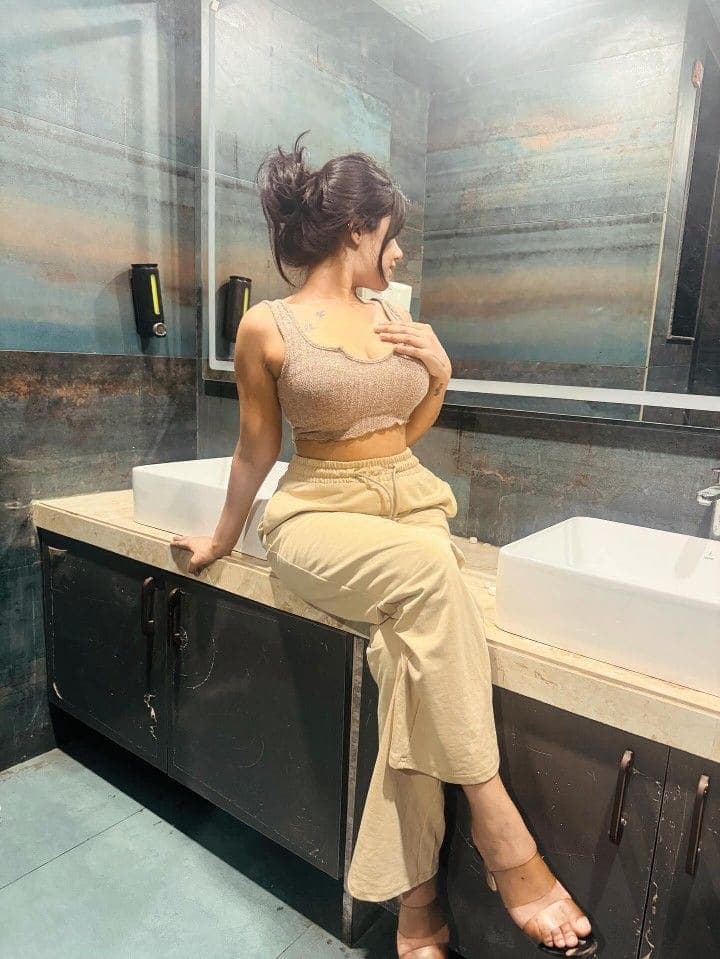Verified call girls, escorts & night girls in Pakistan — profile photo